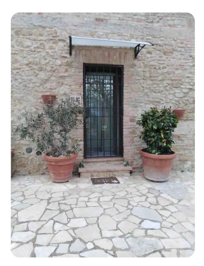 Apartamento La Casina Di Ancicucco 1 San Gimignano Exterior foto