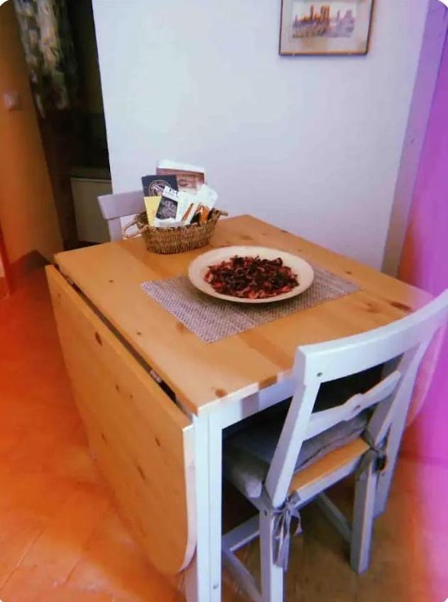 Apartamento La Casina Di Ancicucco 1 San Gimignano Exterior foto